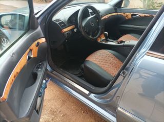 Mercedes-Benz E 200 2009 ELEGANCE