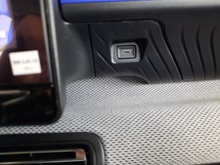 Citroen C3 2025 1.2 100hp plus-thumb-16