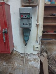 Πωλείται τριβείο ταινίας σταθερό.