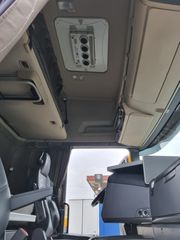 Scania 2017 R580 V8 TOPLINE-thumb-5