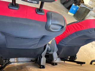 ΠΩΛΟΎΝΤΑΙ ΚΑΘΊΣΜΑΤΑ RENAULT CLIO 2ΘΥΡΟ '08-13