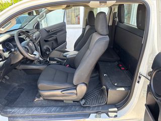 Toyota Hilux 2018 4X4 HILUX μιαμιση καμπινα-thumb-11