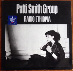 PATTI SMITH GROUP-RADIO ETHIOPIA(ARISTA RECORDS-201 117)