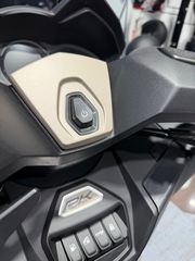 Kymco AK 575 Premium 2026 E5+ & *ΔΩΡΑ ΠΡΟΣΦΟΡΑΣ*-thumb-8