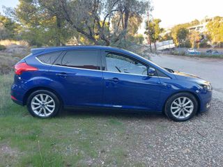Ford Focus 2016 1.5 TDCi Titanium PowerShift  MPS 6 / VIGNALE / KEYLESS-thumb-55