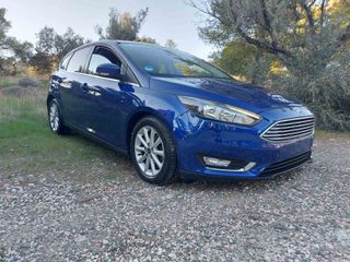 Ford Focus 2016 1.5 TDCi Titanium PowerShift  MPS 6 / VIGNALE / KEYLESS-thumb-56