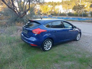 Ford Focus 2016 1.5 TDCi Titanium PowerShift  MPS 6 / VIGNALE / KEYLESS-thumb-60