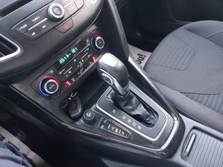 Ford Focus 2016 1.5 TDCi Titanium PowerShift  MPS 6 / VIGNALE / KEYLESS-thumb-61