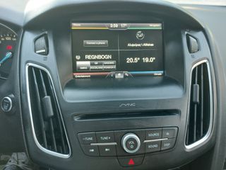 Ford Focus 2016 1.5 TDCi Titanium PowerShift  MPS 6 / VIGNALE / KEYLESS-thumb-63