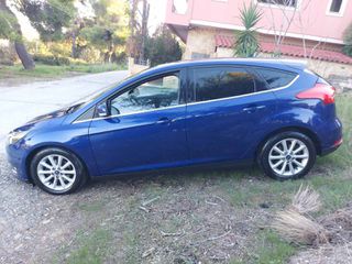 Ford Focus 2016 1.5 TDCi Titanium PowerShift  MPS 6 / VIGNALE / KEYLESS-thumb-17