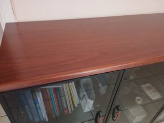 Σετ πολυτελείας ντουλάπι με τραπεζάκια