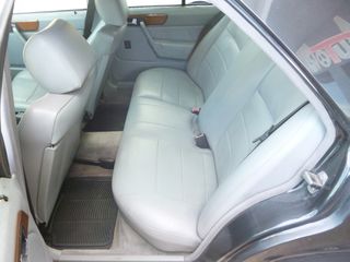 Mercedes-Benz 190 1992 190 E-thumb-9