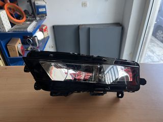 Skoda Octavia ‘17-20 προβολέας ομίχλης αριστερός ΙΜΙΤΑΣΙΟΝ 5E0941699F