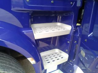DAF 2016 106 51 0-thumb-5