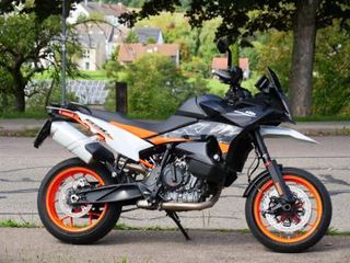 KTM 890 SMT 2025