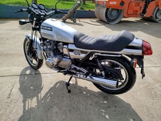 Suzuki GSX 750 1981 gsx750 e-thumb-3