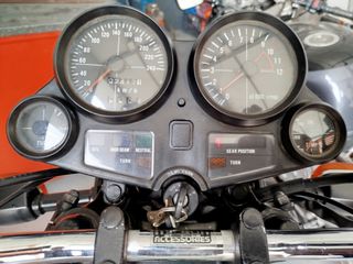 Suzuki GSX 750 1981 gsx750 e-thumb-13