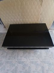 Τραπεζάκι σαλονιού μαύρο γυαλιστερό λάκα - 1,10 x 70 x 40 cm (Μ x Π x Y)