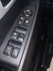 Kia Sportage 2015-thumb-8