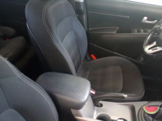 Kia Sportage 2015-thumb-10