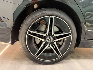 Mercedes-Benz C 300 2024 e AMG Line Panorama Full Options ΕΓΓΥΗΣΗ ΕΩΣ 2027-thumb-25