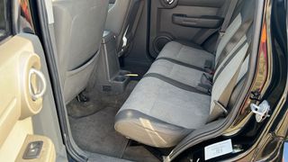 Dodge Nitro 2009 SXT-thumb-11