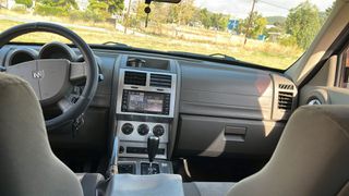 Dodge Nitro 2009 SXT-thumb-12