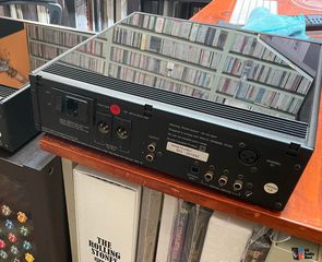 DAC  MERIDIAN  563  BALANCED-thumb-9