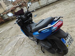 Kymco K-XCT 125 2013-thumb-4