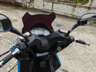 Kymco K-XCT 125 2013-thumb-10