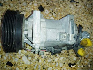 NISSAN JUKE PULSAR NOTE MICRA  MOTER K9K636 1.5 TDI-thumb-2