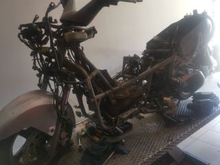 Suzuki Burgman 400 2005-thumb-7