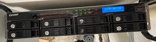 QNAP TS-859U+ - 8 Bay - 24TB
