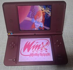 Nintendo DS XL-thumb-2