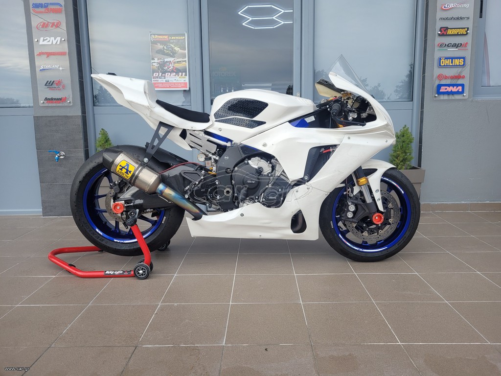 Yamaha YZF-R1 2015 RN32