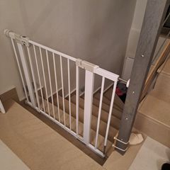 ΠΡΟΣΤΑΤΕΥΤΙΚΗ  ΜΕΤΑΛΛΙΚΗ ΠΟΡΤΑ/ΚΑΓΚΕΛΑ - SAFETY 1st