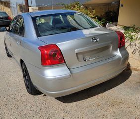 Toyota Avensis 2003