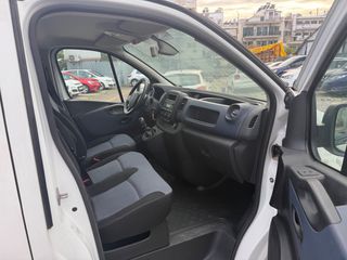 Opel Vivaro 2019-thumb-4