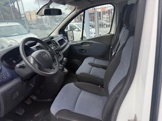 Opel Vivaro 2019-thumb-10
