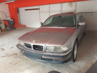 Bmw 750 1999 iL    5.4  V12