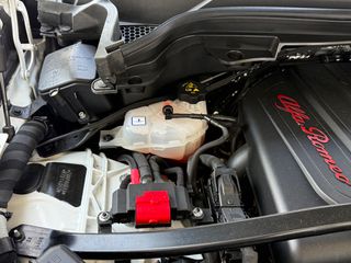 Alfa Romeo Stelvio 2021 Veloce-thumb-52