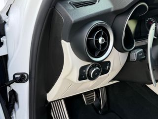 Alfa Romeo Stelvio 2021 Veloce-thumb-13