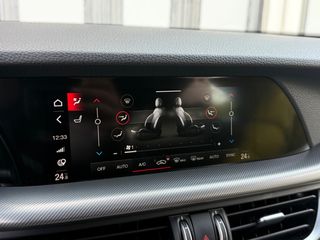 Alfa Romeo Stelvio 2021 Veloce-thumb-34