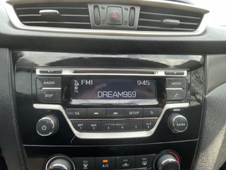 Nissan Qashqai 2015-thumb-12