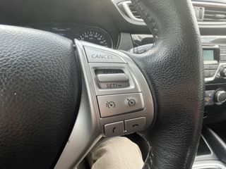 Nissan Qashqai 2015-thumb-10