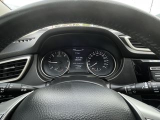 Nissan Qashqai 2015-thumb-9