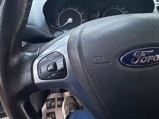 Ford Transit Courier 2019 2019-thumb-31