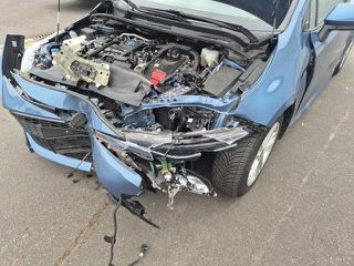 Toyota Corolla 2022 ΜΟΝΟ ΓΙΑ ΑΝΤΑΛΛΑΚΤΙΚΑ-thumb-2