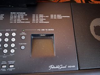DIGITAL PIANO-thumb-3