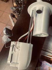 YARIS 2005-11 1.3 ANTΛΙΑ ΒΕΝΖΙΝΗΣ